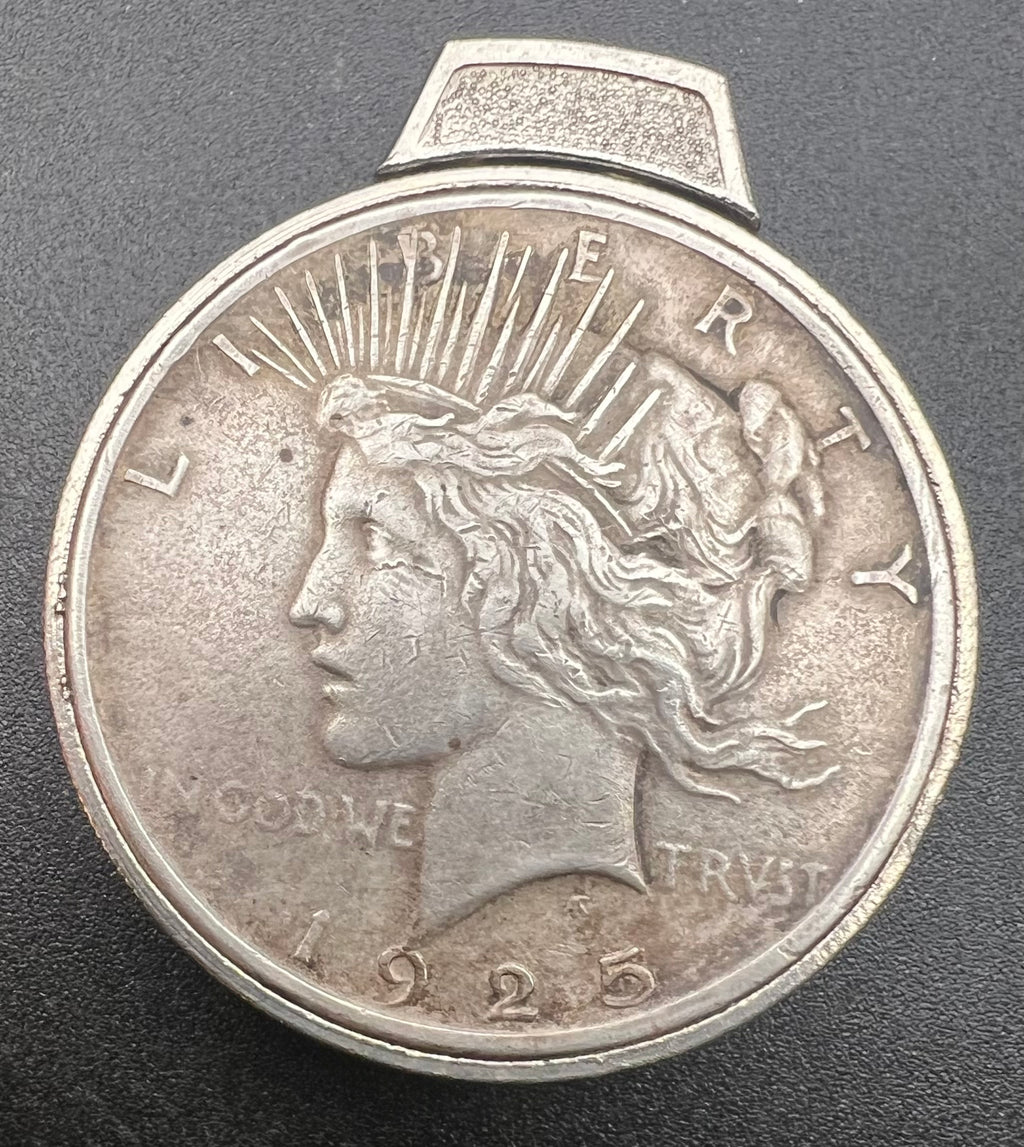 1925-D Peace Dollar Lighter - Needs Flint