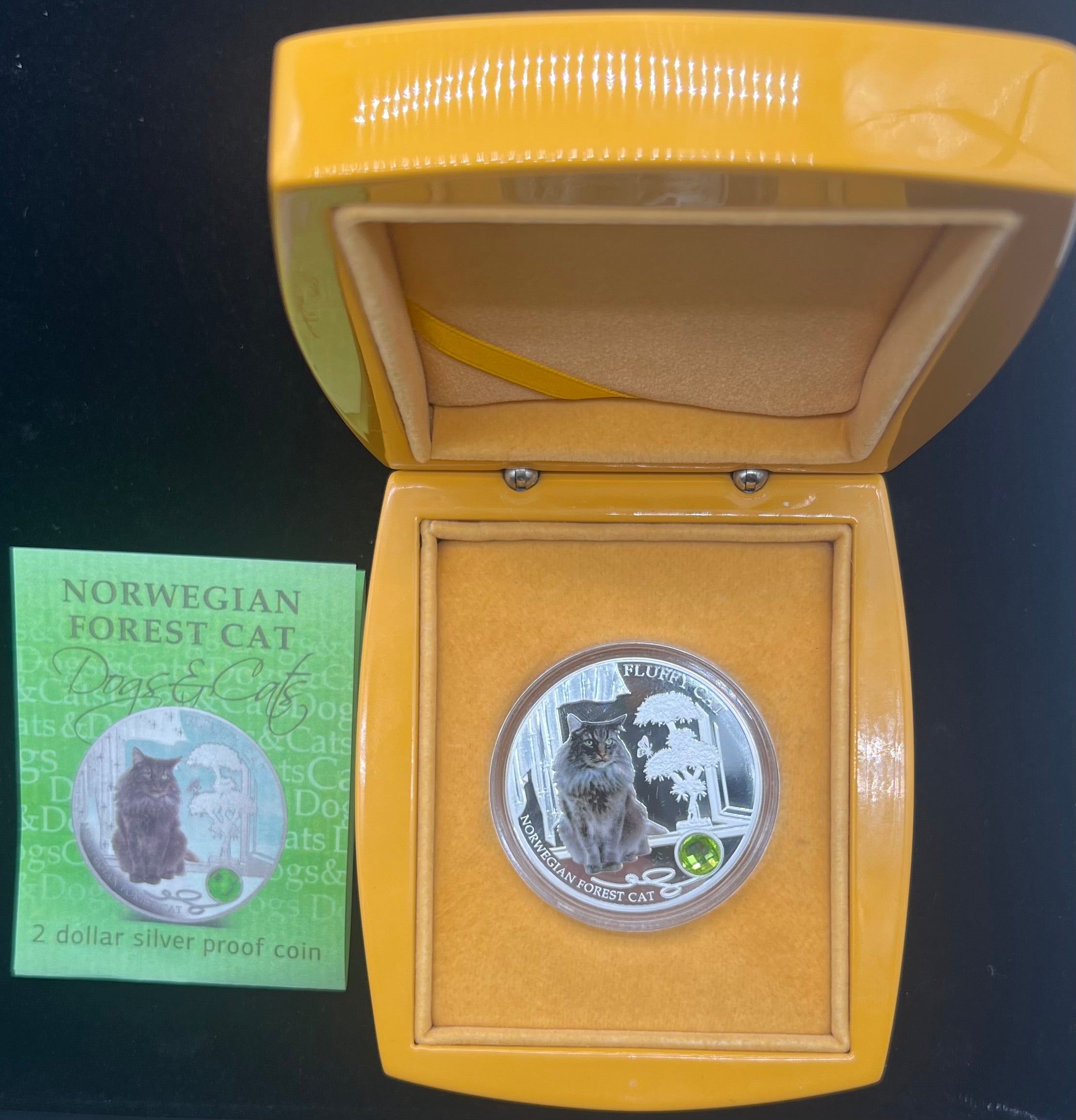 2014 Fiji Norwegian Forest Cat 1oz Proof .999 Silver With Gemstone