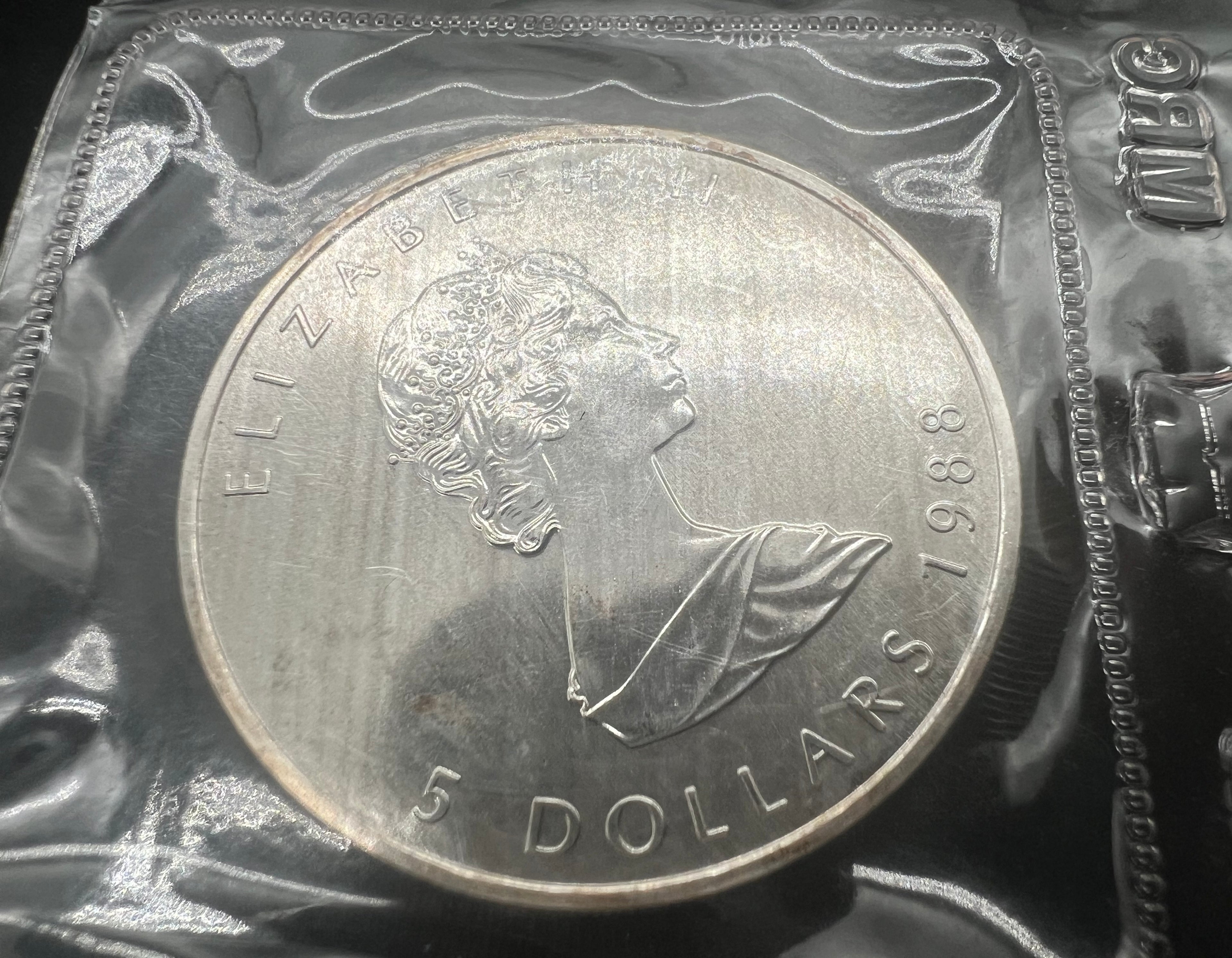 1988 Canada Maple Leaf In Original Mint Packaging