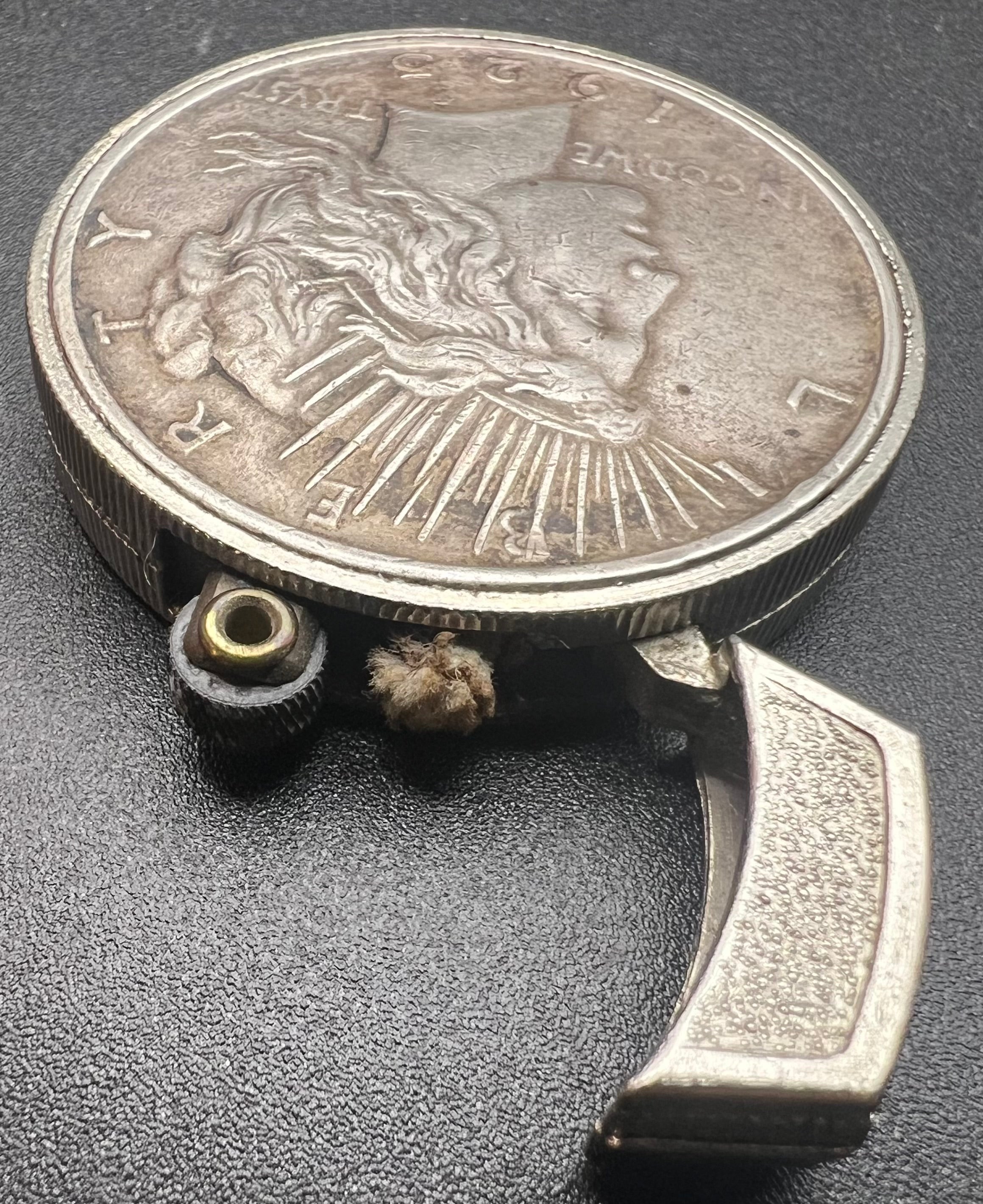 1925-D Peace Dollar Lighter - Needs Flint